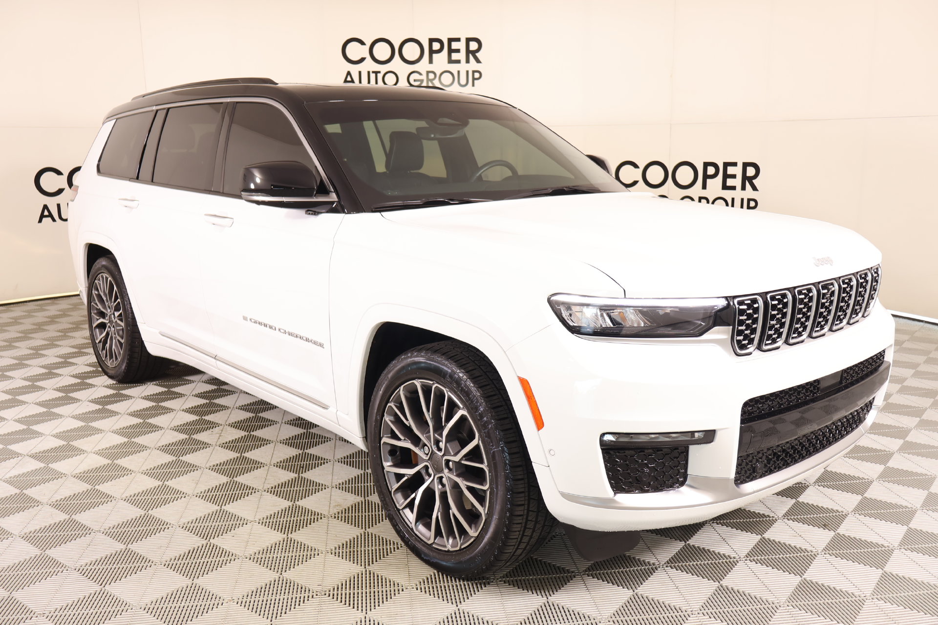  Jeep Grand Cherokee L