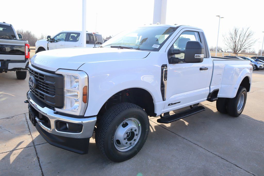 2026 Ford F-350 Super Duty XL - Photo 10