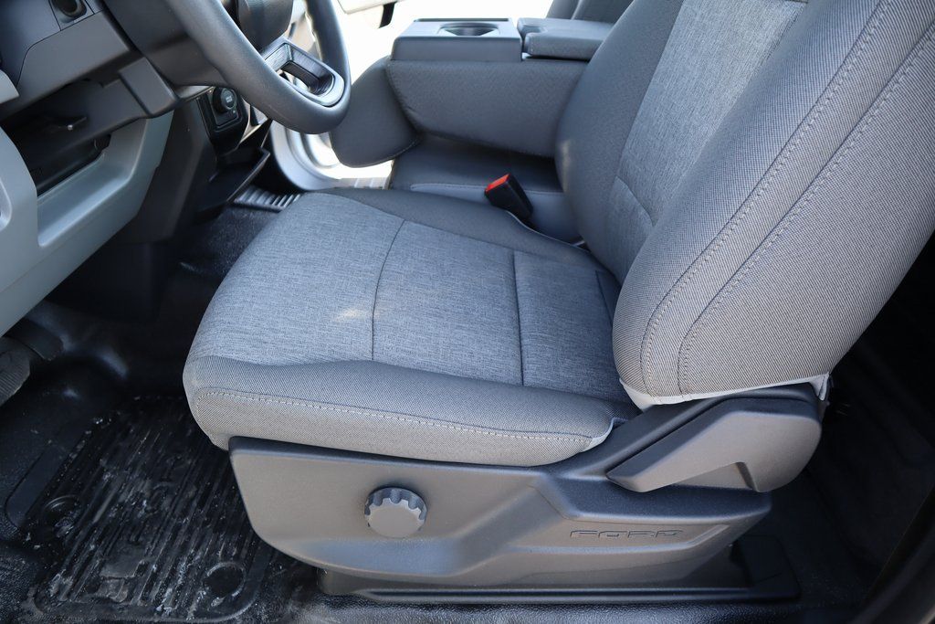 2026 Ford F-350 Super Duty XL - Photo 11