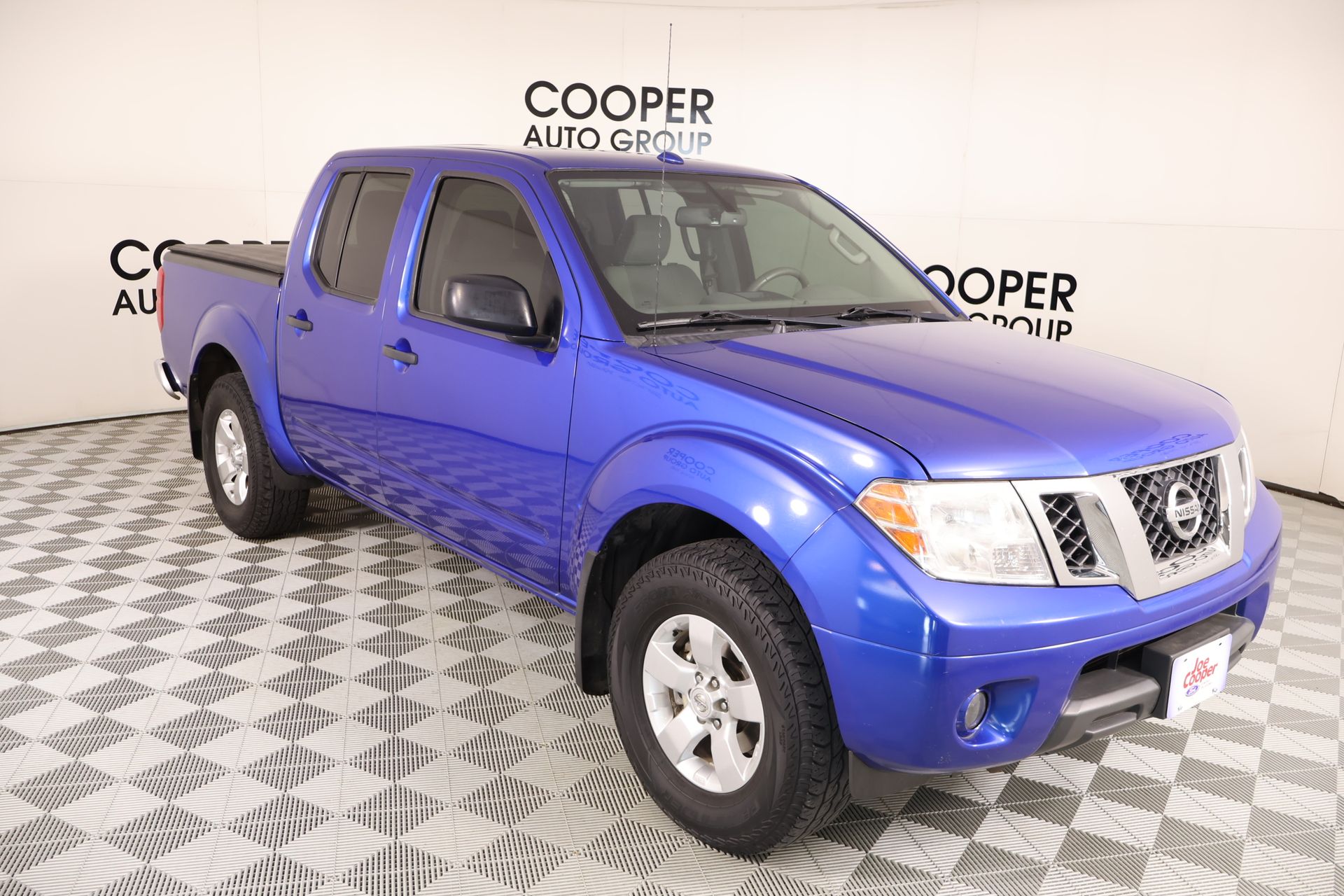 2013 Nissan Frontier 4.0 SV Crew Cab 4X4 AT SWB's photo