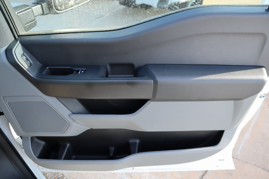 2026 Ford F-350 Super Duty XL - Photo 14
