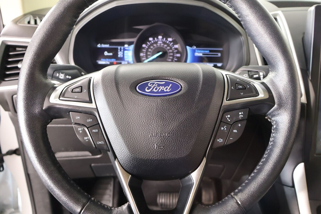 Certified 2024 Ford Edge SUV