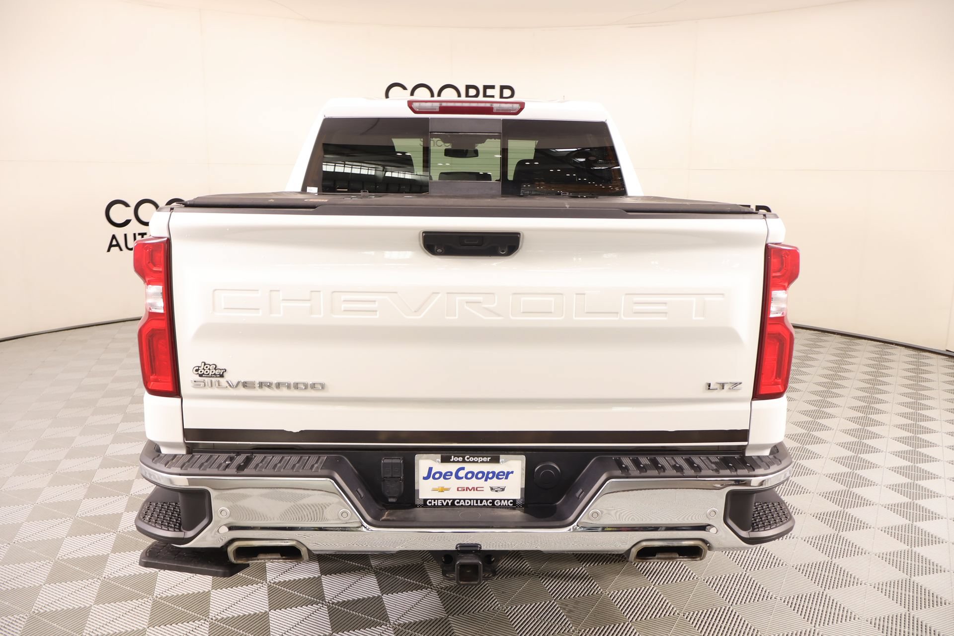 2024 Chevrolet Silverado 1500 LTZ - Photo 22