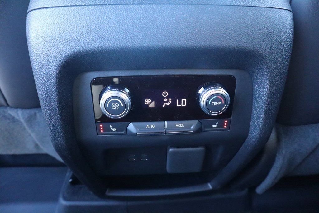 2026 GMC Acadia Denali - Photo 18