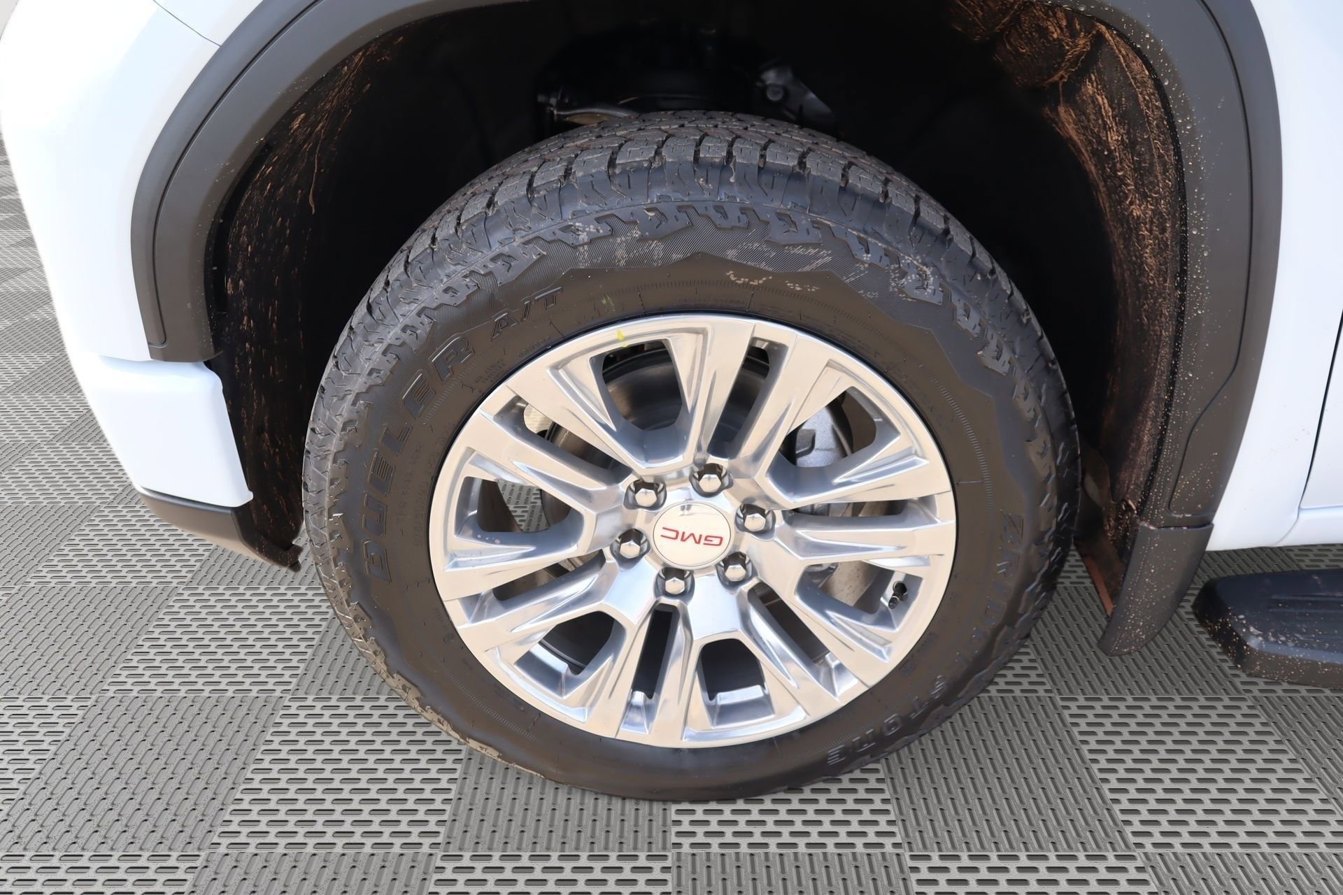 2026 GMC Sierra 1500 Denali - Photo 17