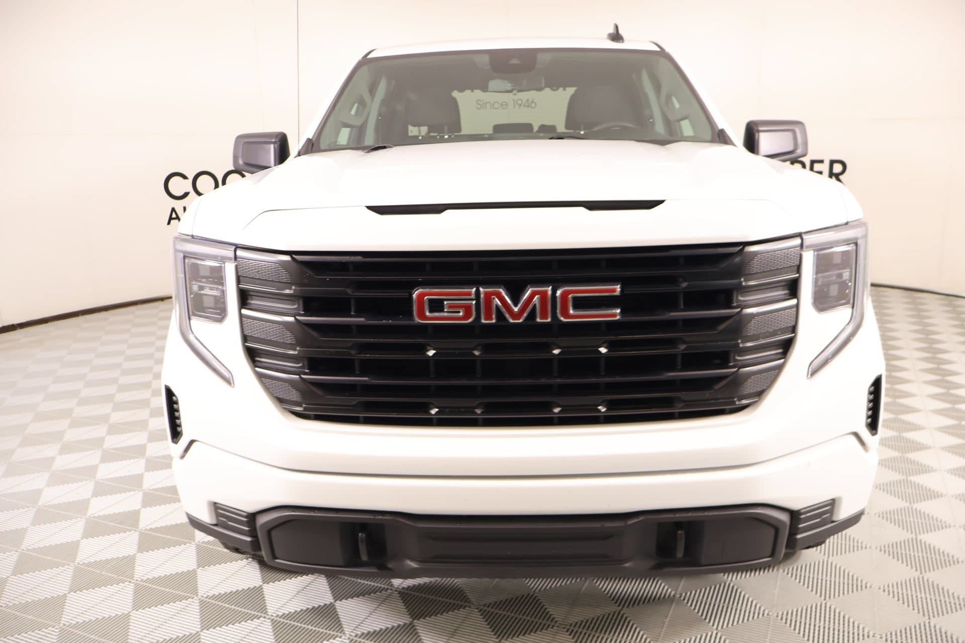 2024 GMC Sierra 1500 Pro - Photo 8