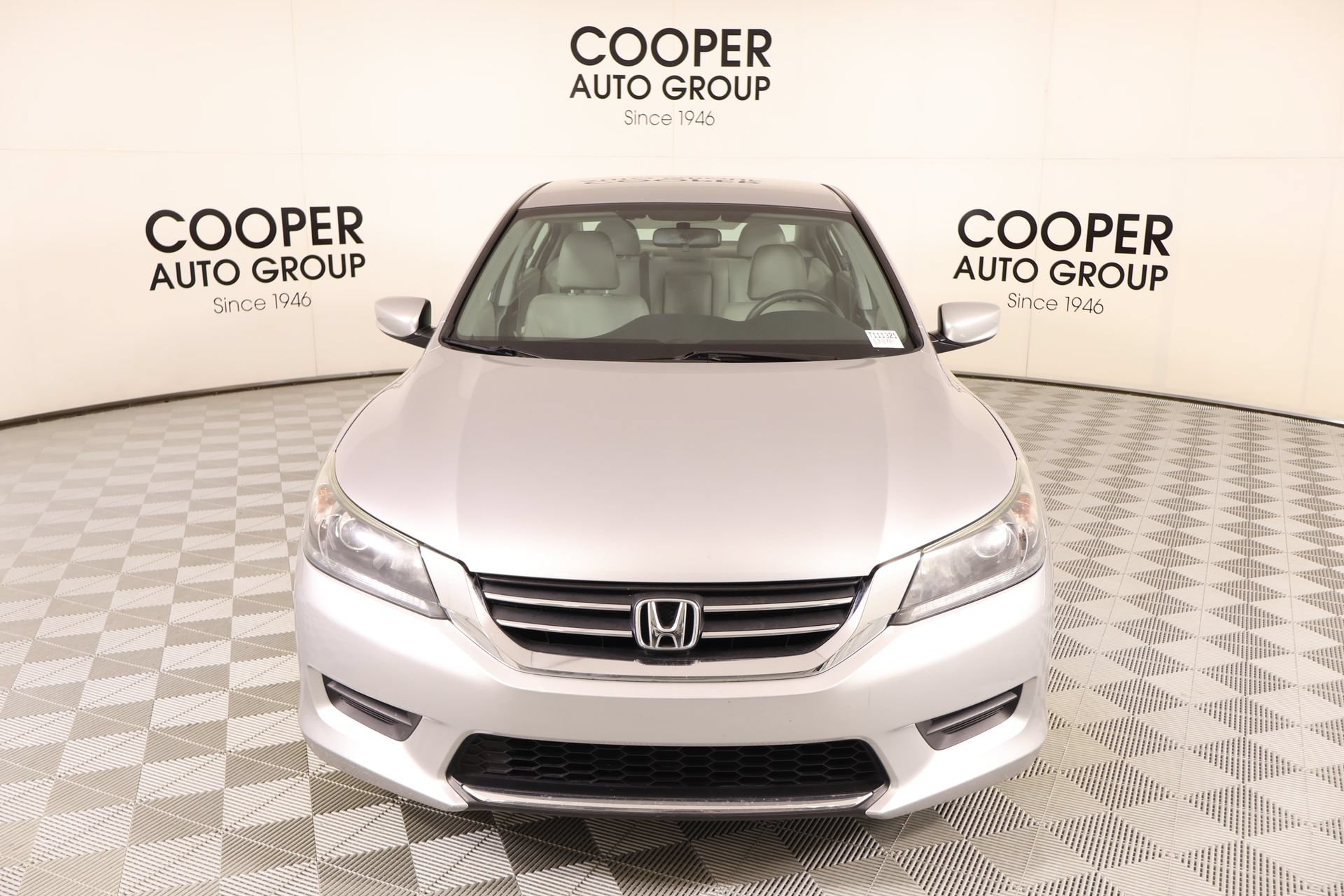 2013 Honda Accord LX - Photo 9