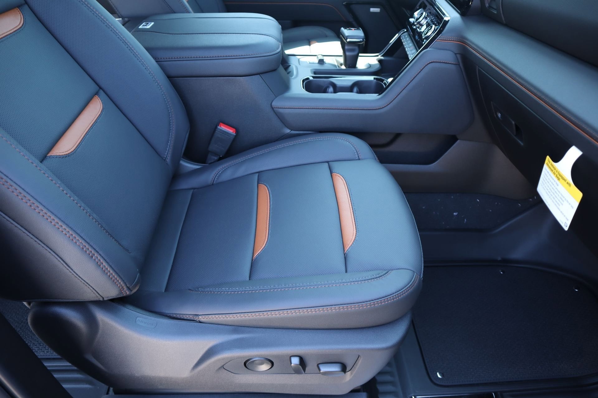 2026 GMC Sierra 1500 AT4 - Photo 17