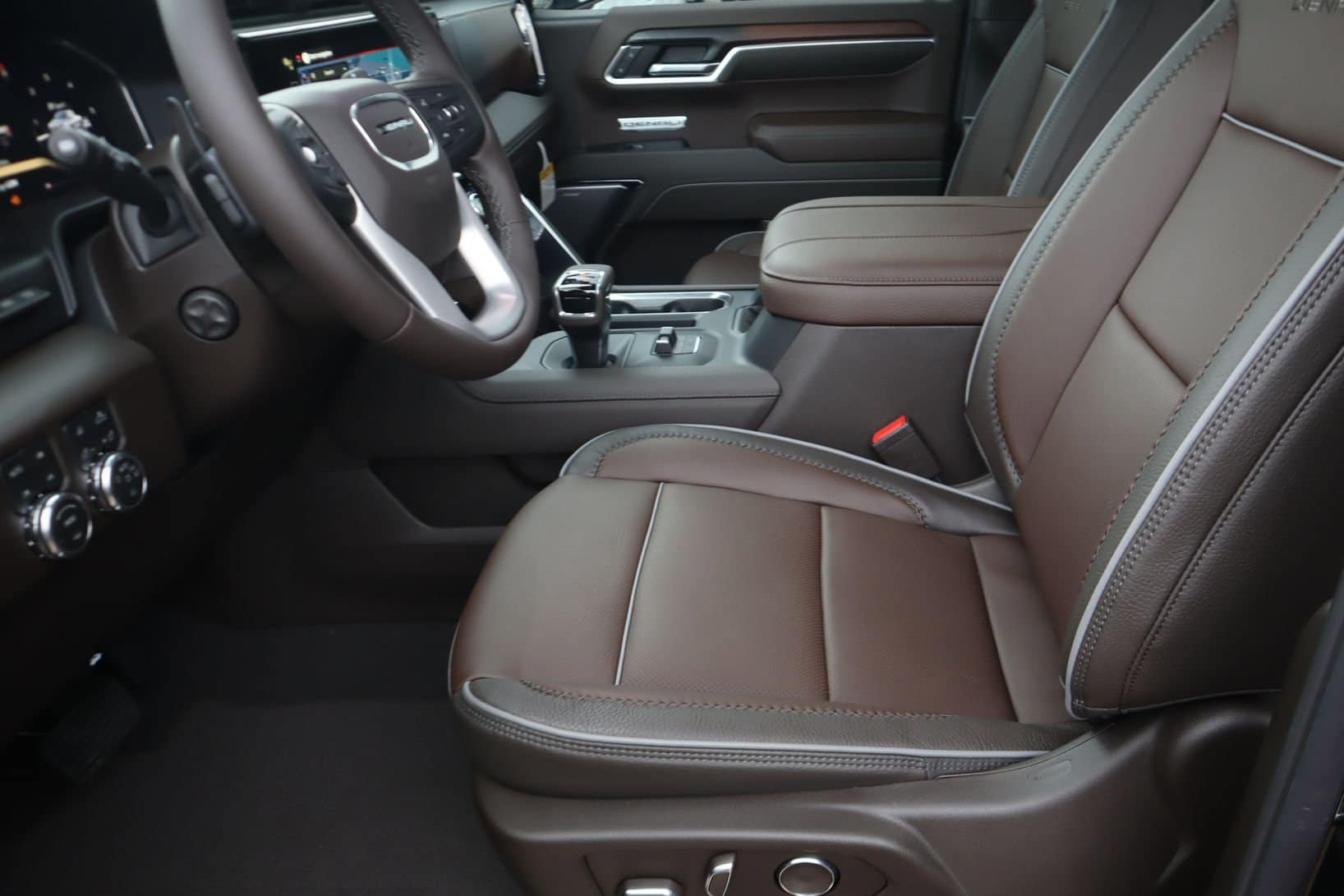 2026 GMC Sierra 1500 Denali - Photo 13