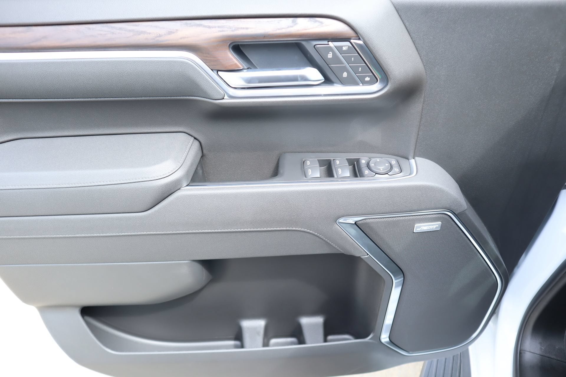 2026 GMC Sierra 1500 SLT - Photo 24