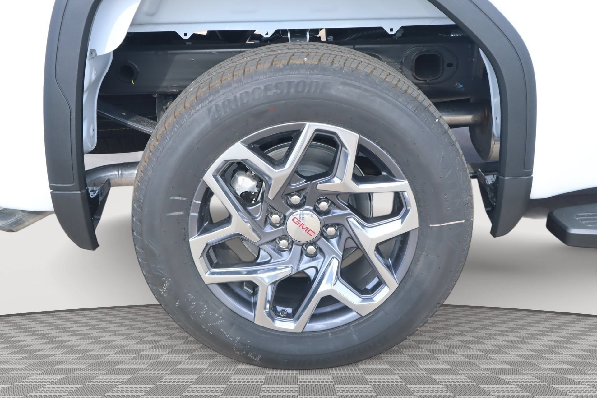 2026 GMC Sierra 1500 SLE - Photo 19