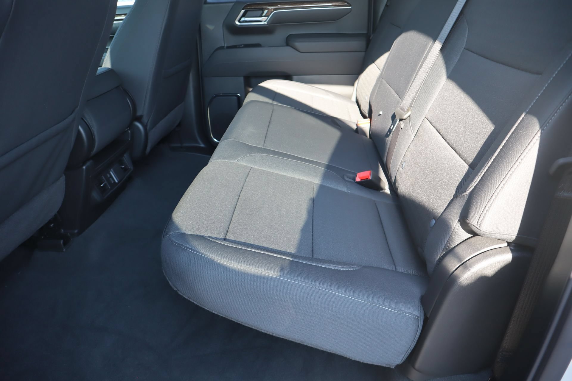 2026 GMC Sierra 1500 SLE - Photo 15