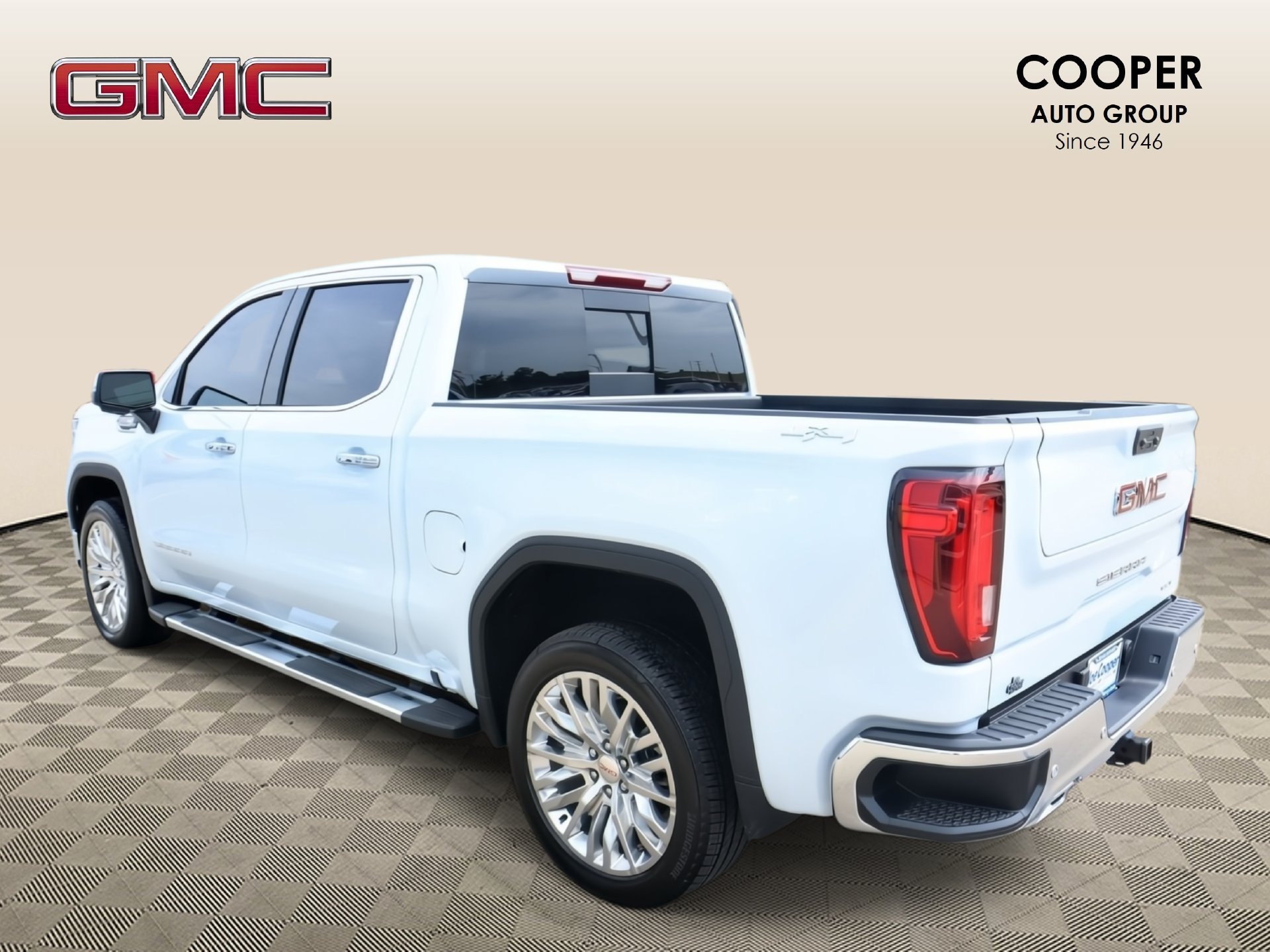 2026 GMC Sierra 1500 SLT - Photo 22