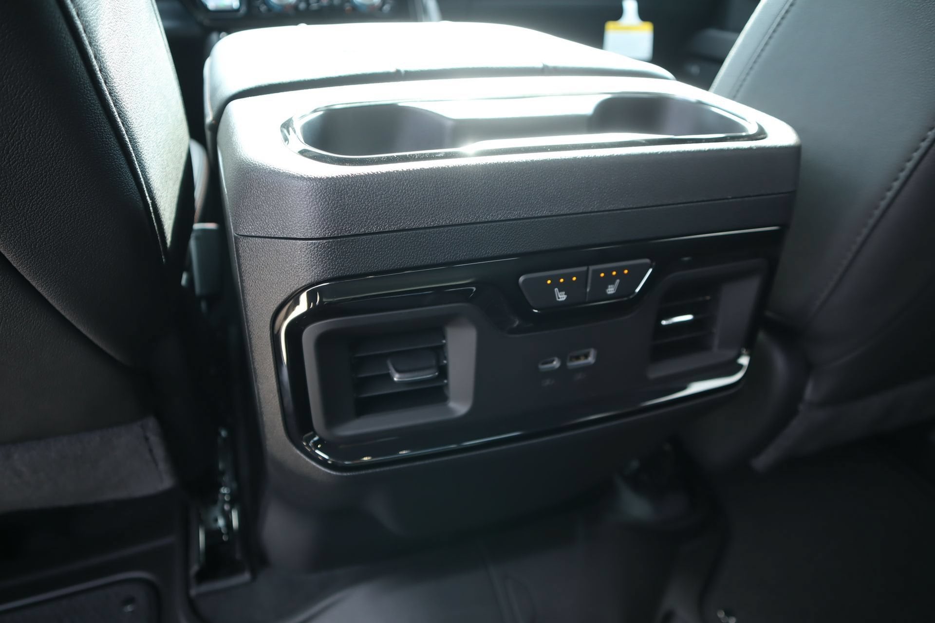 2026 GMC Sierra 1500 AT4 - Photo 17