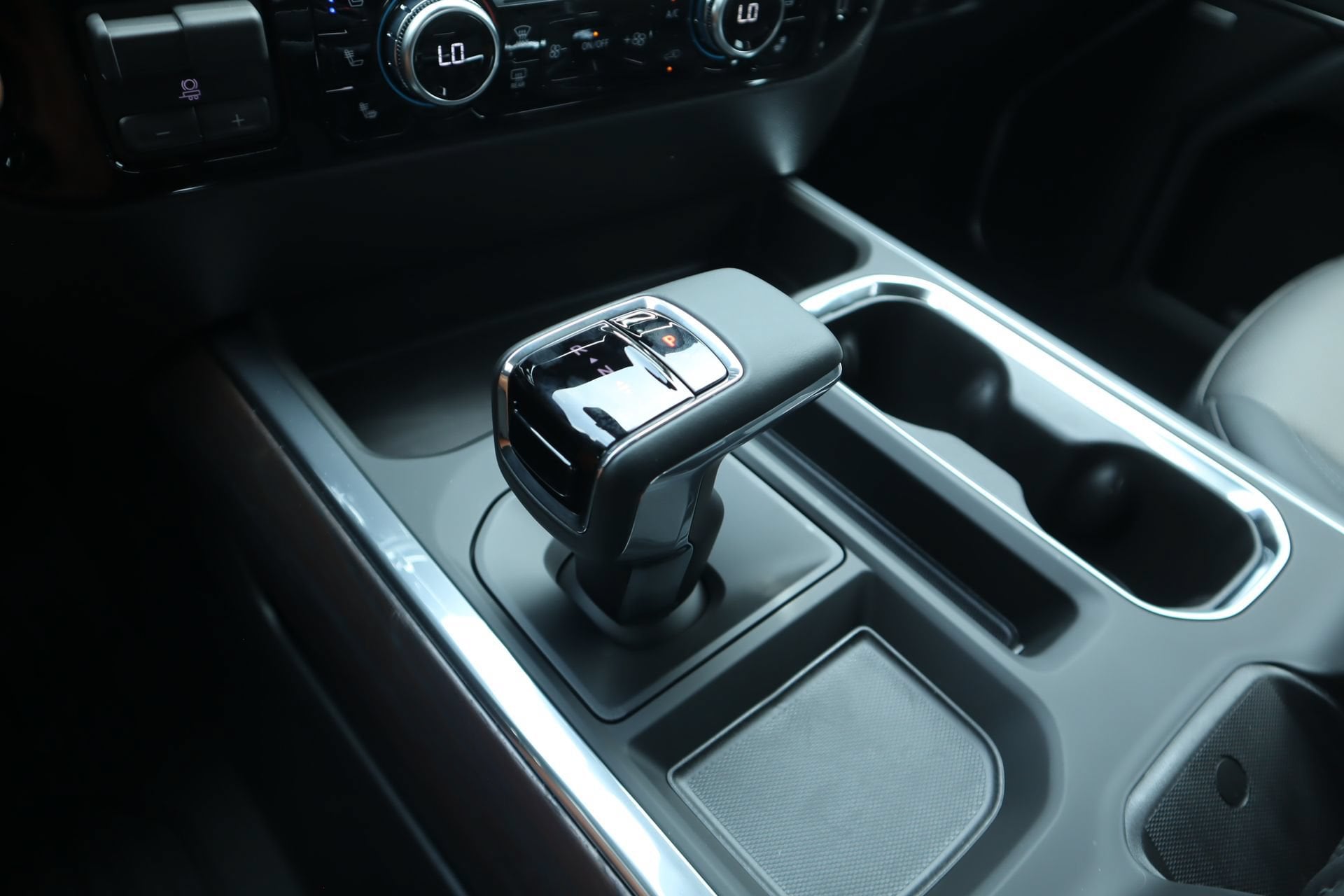 2026 GMC Sierra 1500 SLT - Photo 11