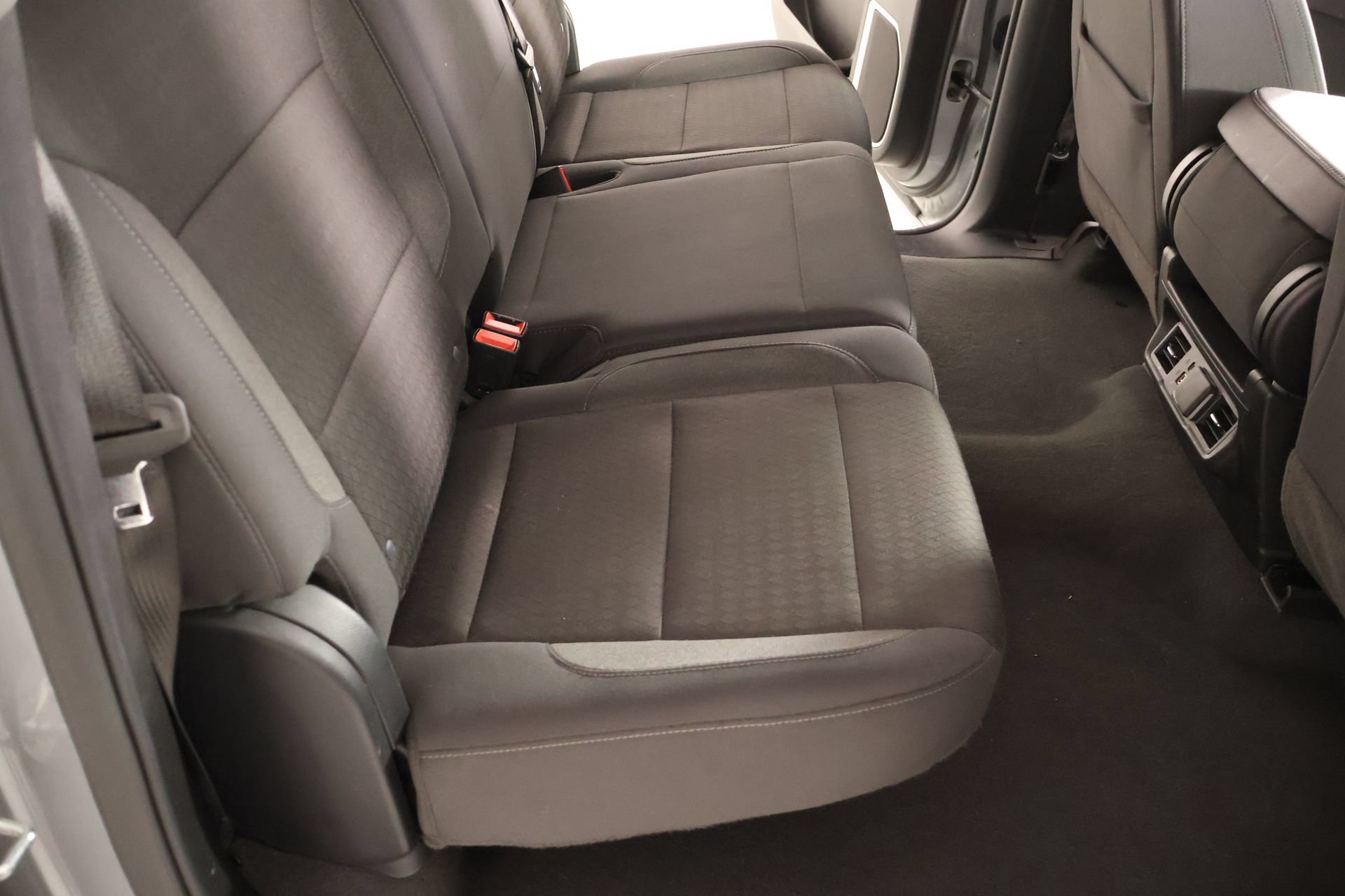 2025 Chevrolet Silverado 1500 LT - Photo 14