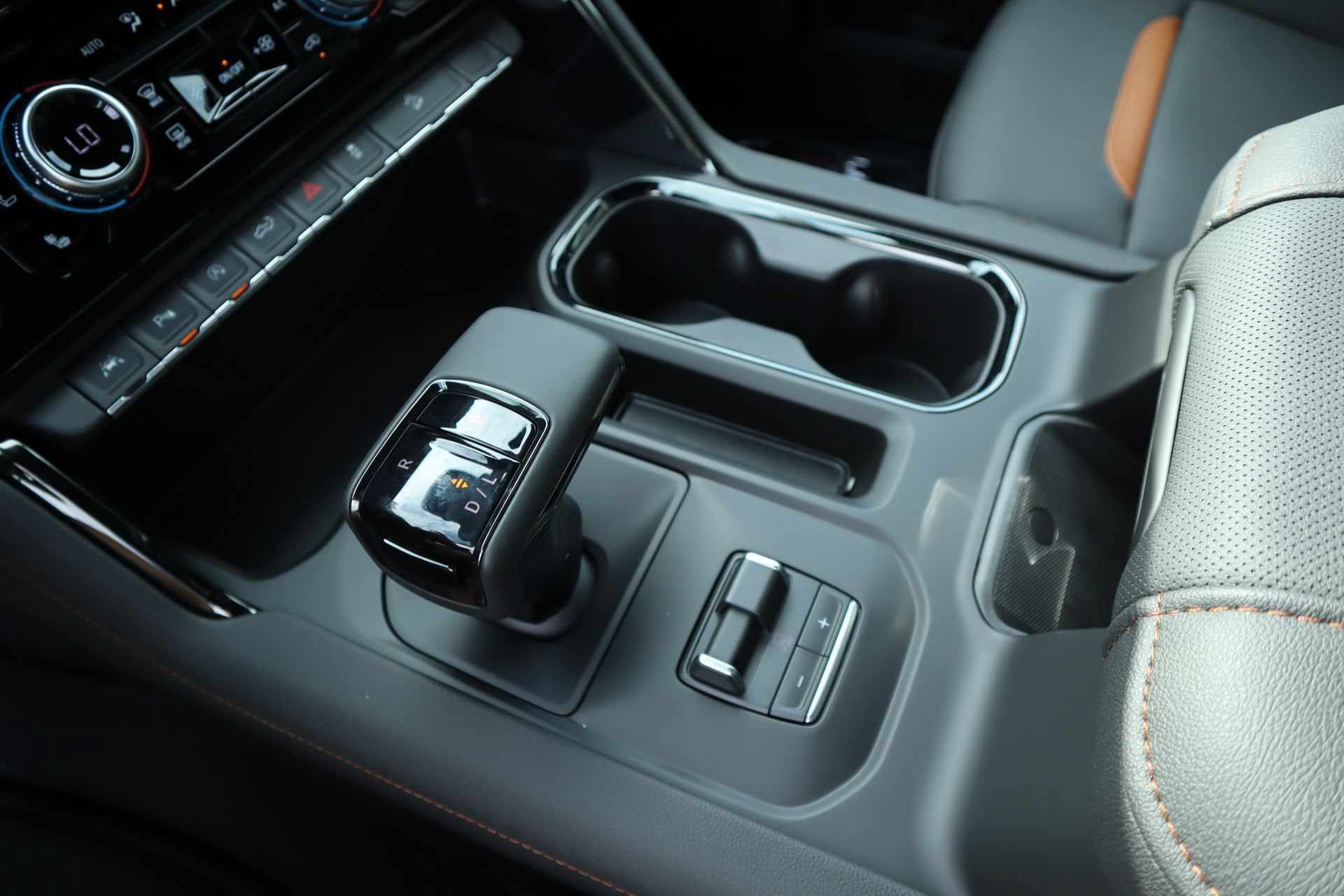 2026 GMC Sierra 1500 AT4 - Photo 14