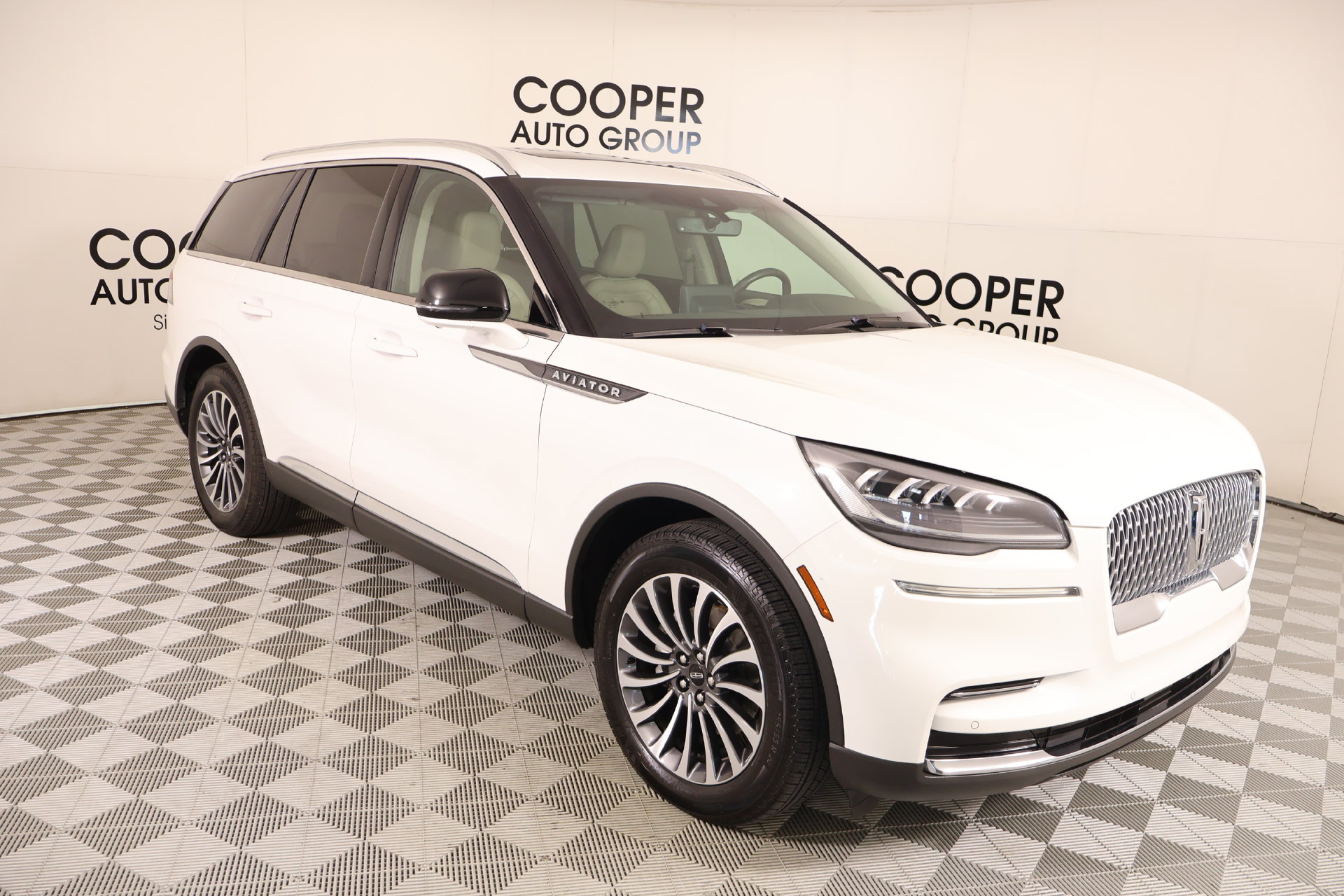  Lincoln Aviator