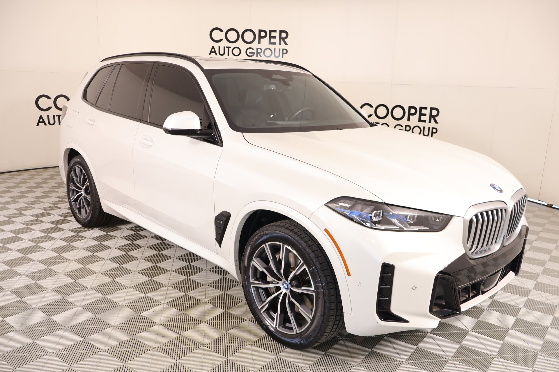 2024 BMW X5 50e