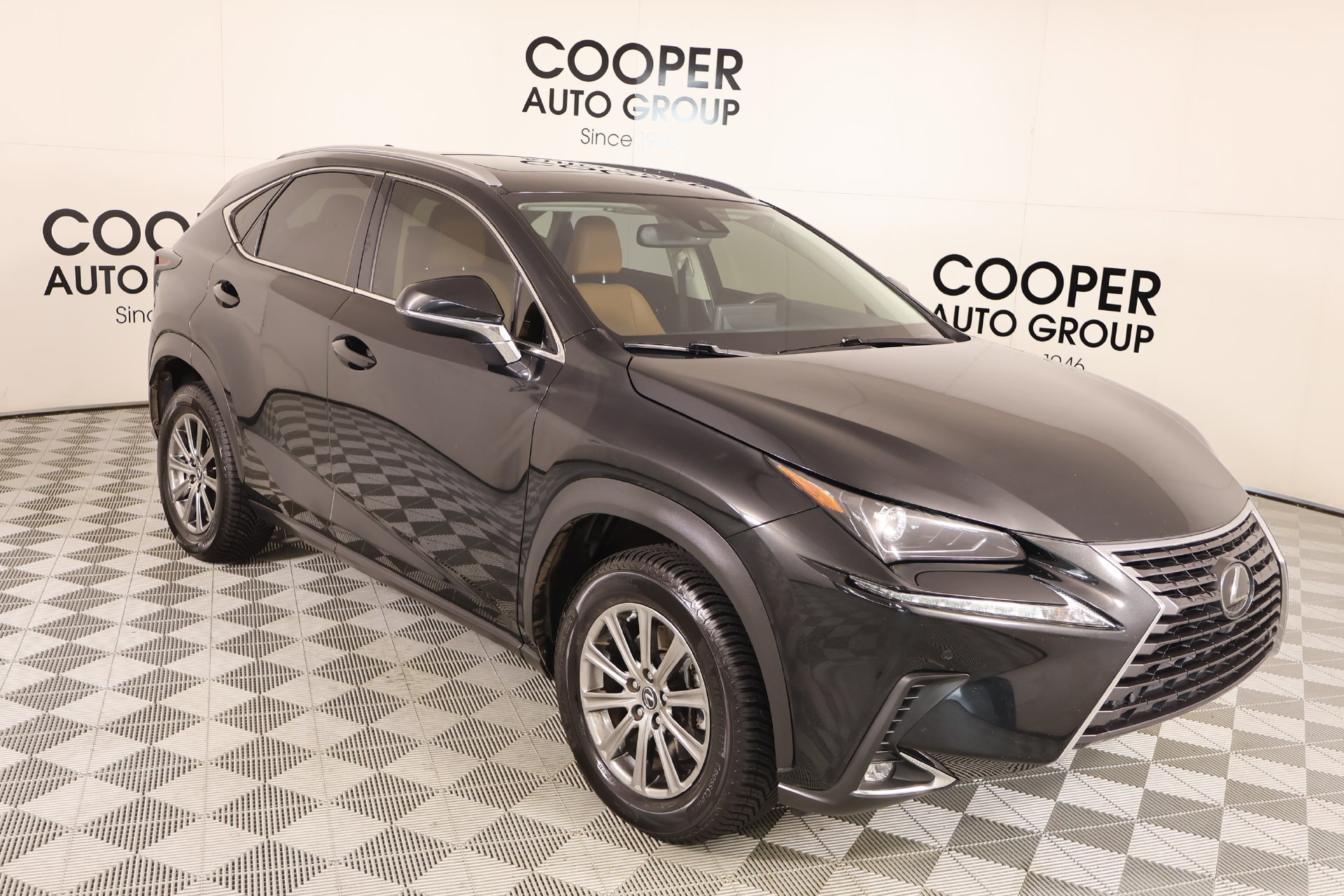  LEXUS NX 300