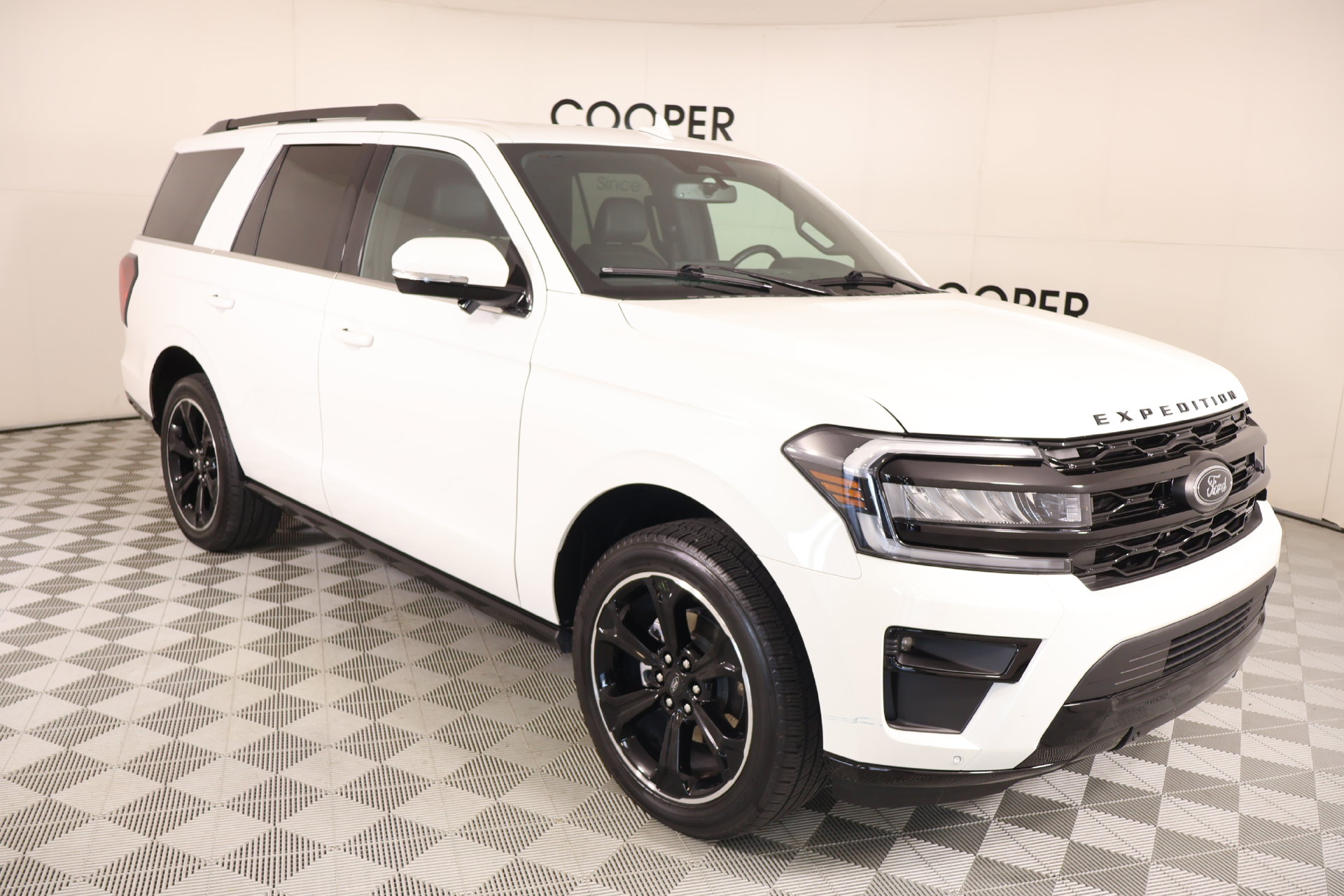 Used 2023 Ford Expedition Limited SUV