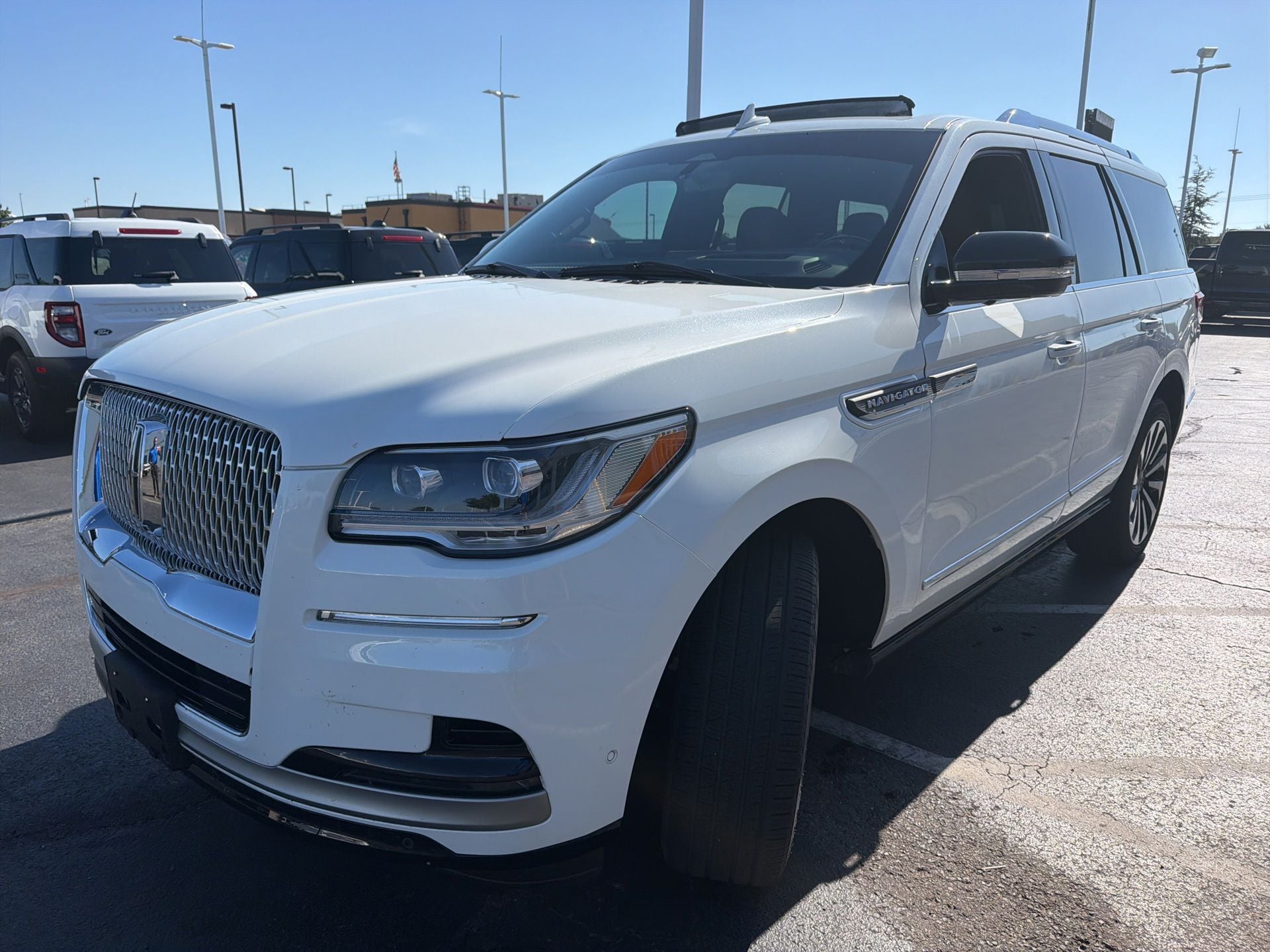 2024 Lincoln Navigator Reserve 4WD's photo