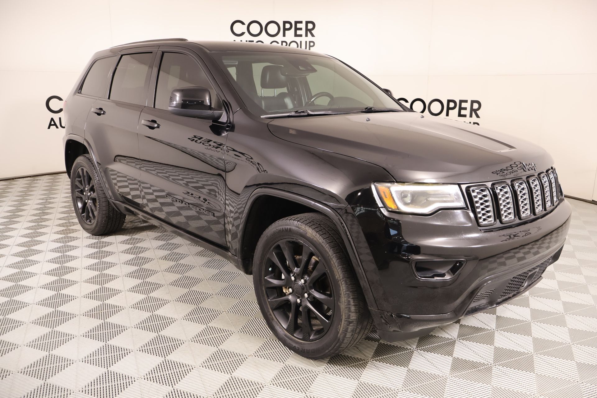 2020 Jeep Grand Cherokee Altitude 4WD's photo