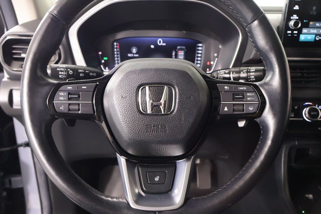 Used 2025 Honda Pilot Elite SUV