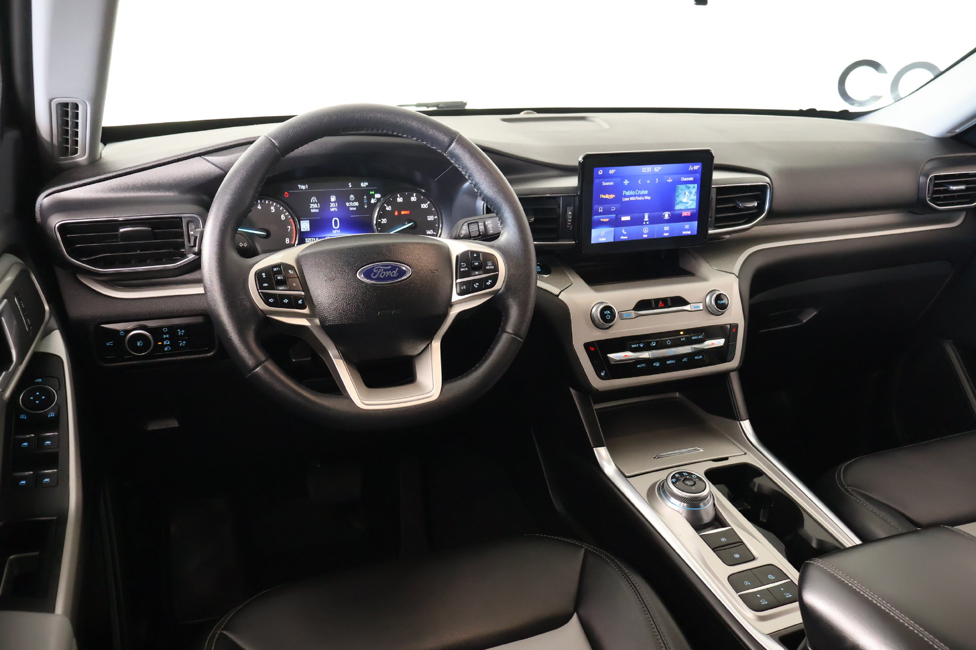 Used 2023 Ford Explorer XLT SUV