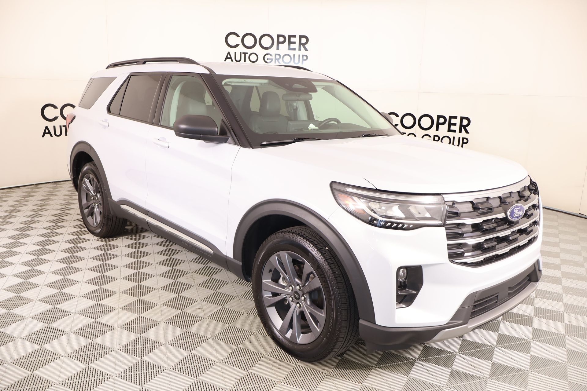 2025 Ford Explorer