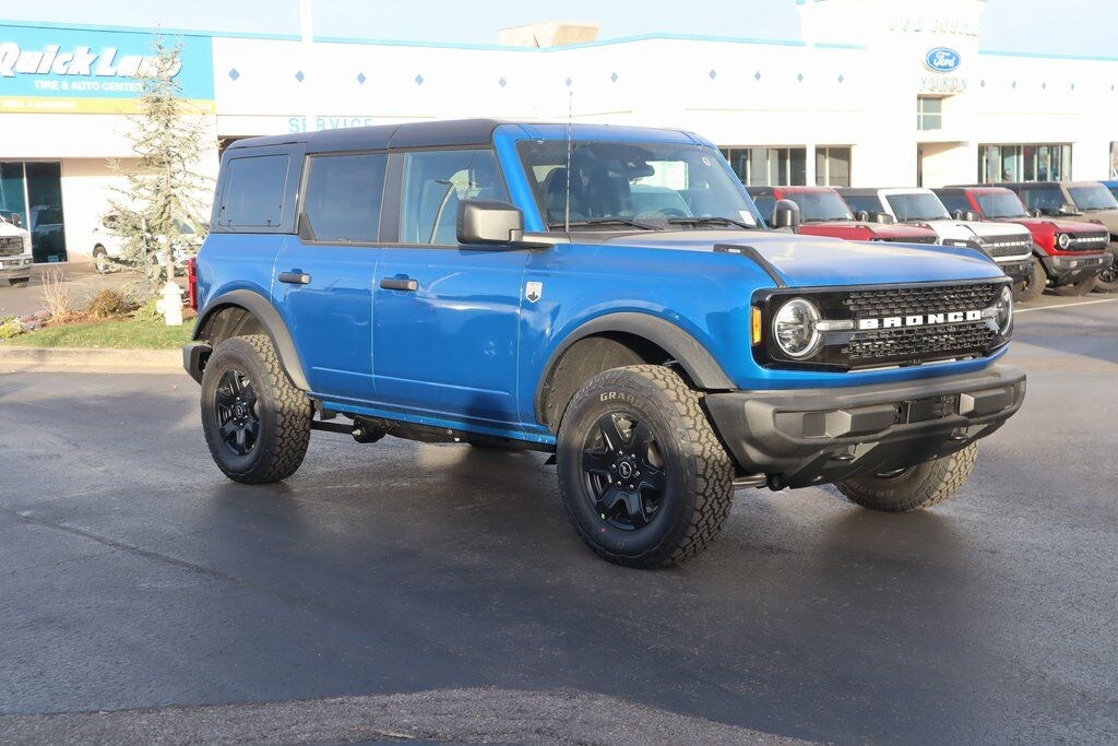 New 2025 Ford Bronco Big Bend SUV