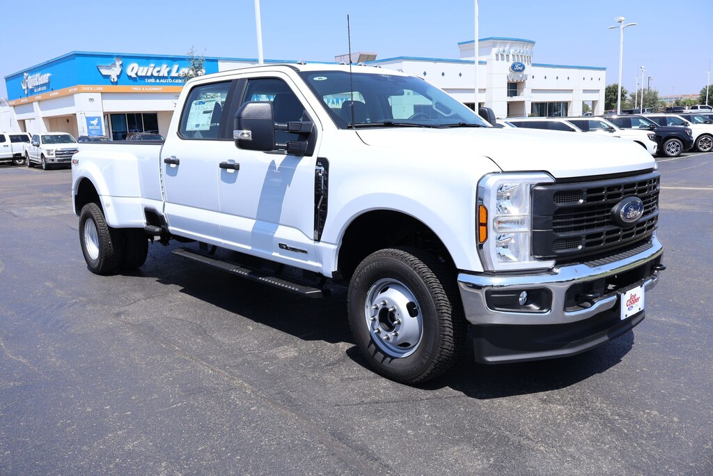New 2026 Ford F-350 XL Truck Crew Cab