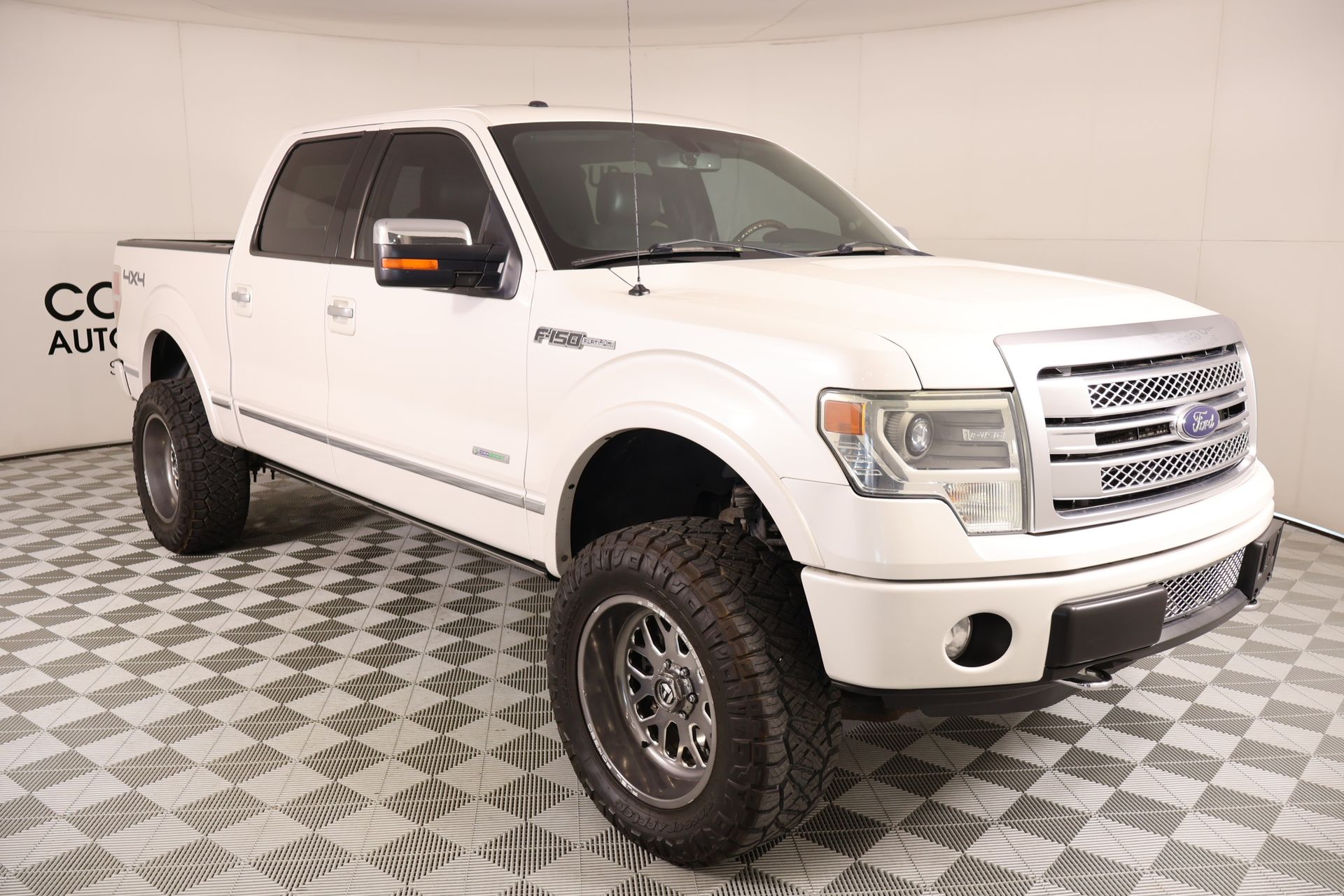 2013 Ford F-150 XL 4x4 SuperCrew 145-in's photo