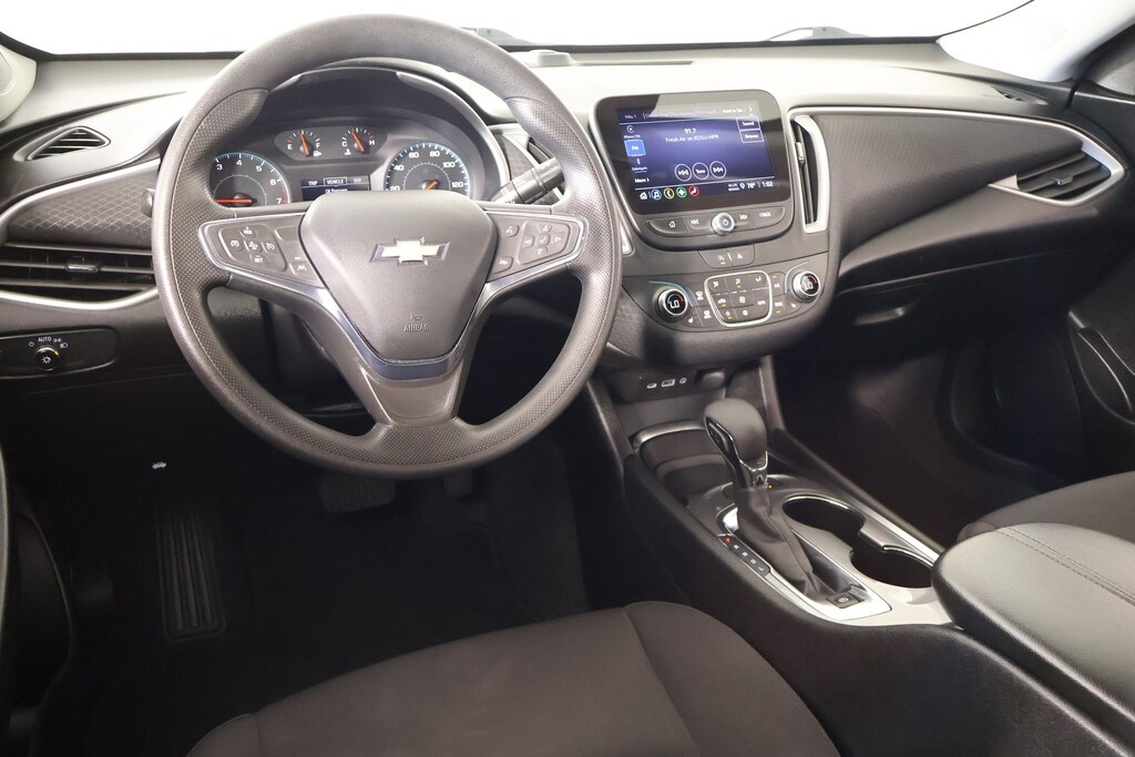 Used 2025 Chevrolet Malibu 1LT Sedan