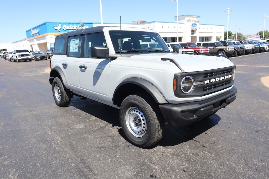 New 2026 Ford Bronco Base SUV