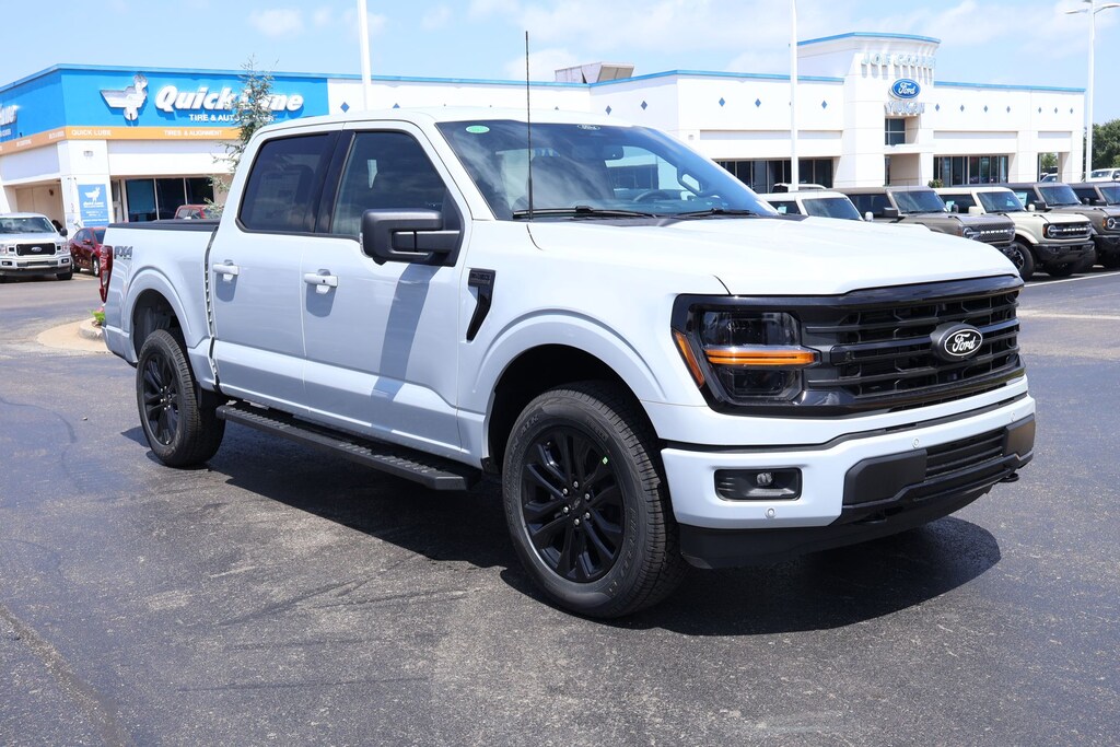 New 2026 Ford F-150 XLT Truck SuperCrew Cab