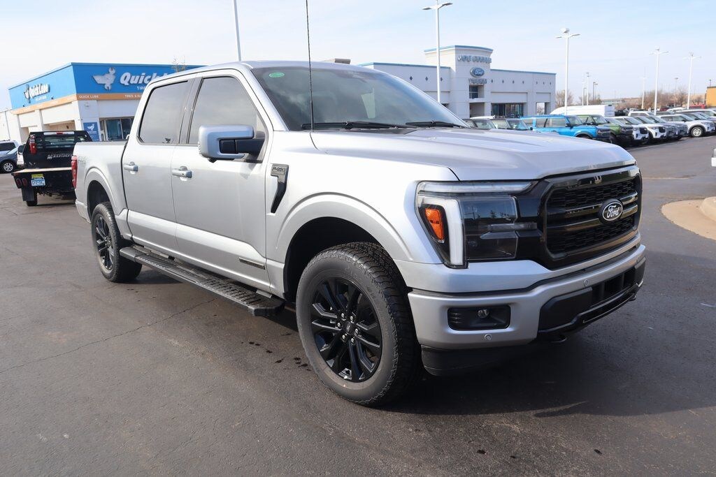 New 2025 Ford F-150 Lariat Truck SuperCrew Cab