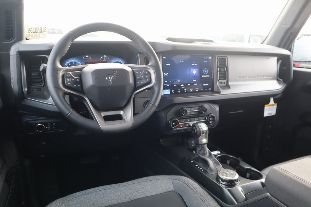 New 2025 Ford Bronco Big Bend SUV