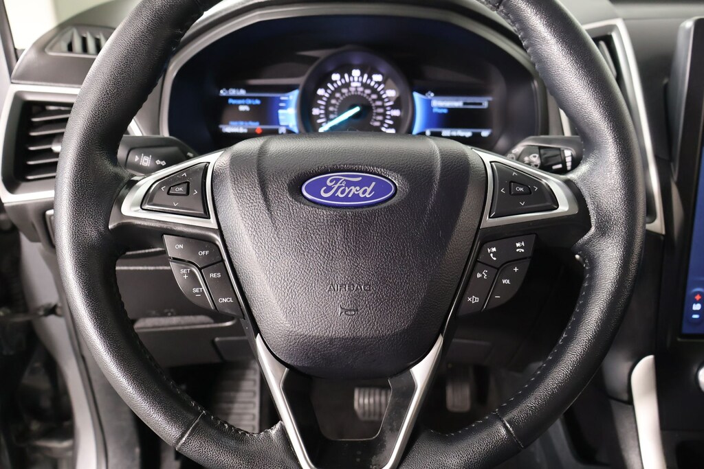 Certified 2024 Ford Edge SUV