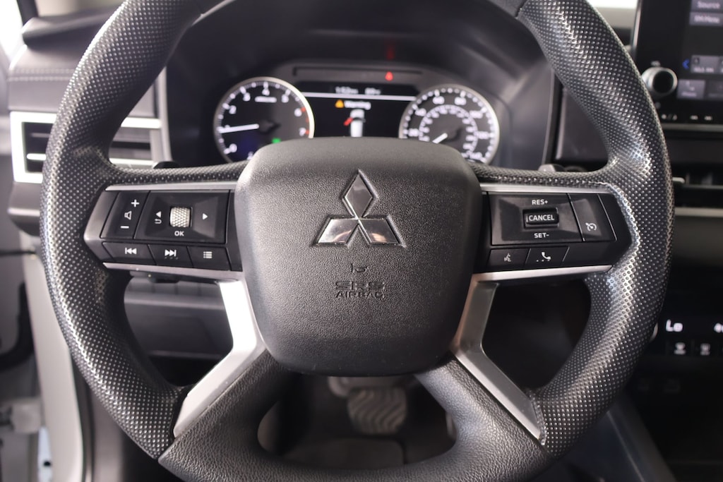 Certified 2023 Mitsubishi Outlander ES SUV