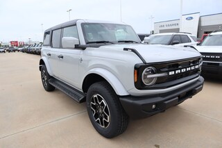 2026 Ford Bronco Outer Banks SUV