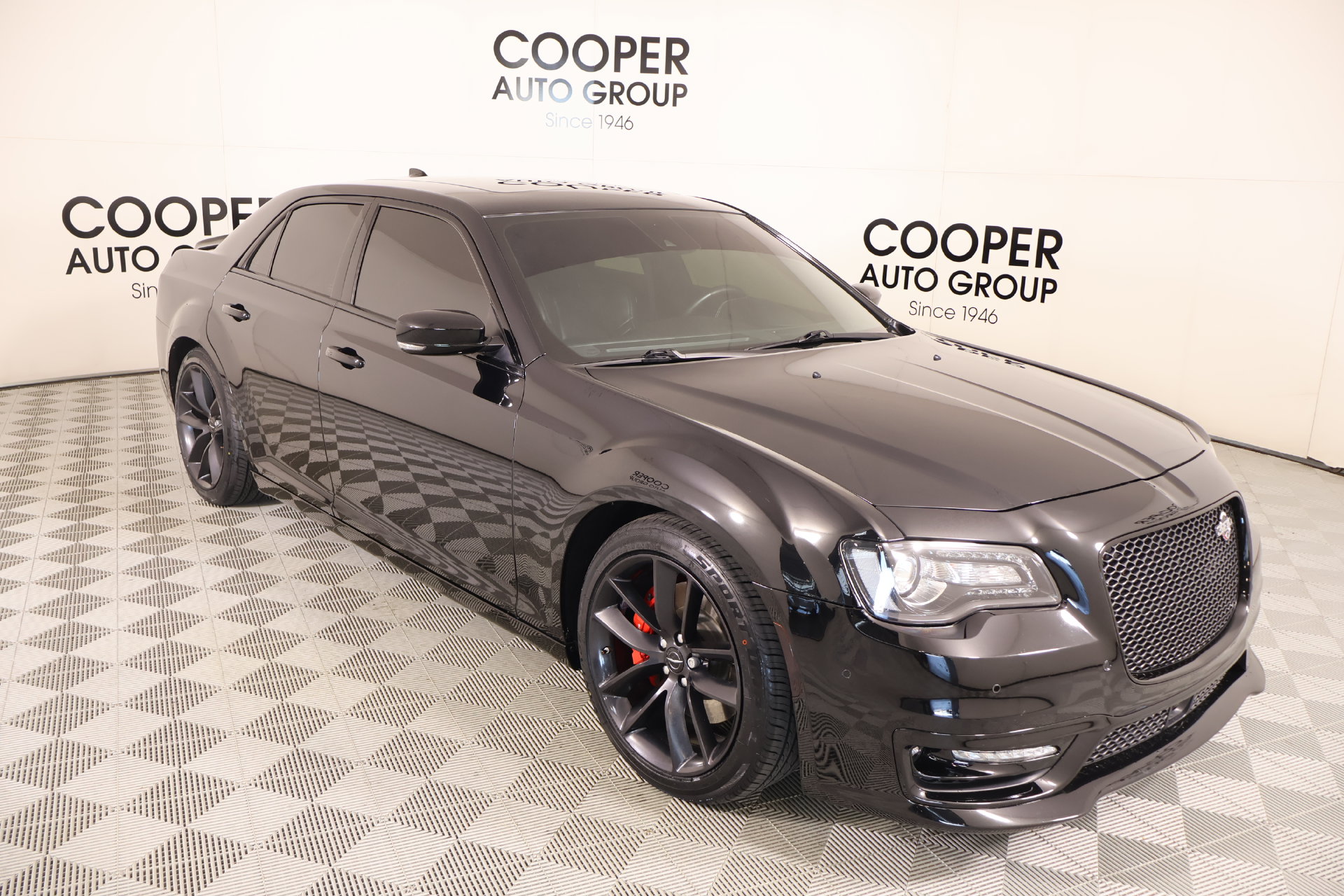 2023 Chrysler 300 C