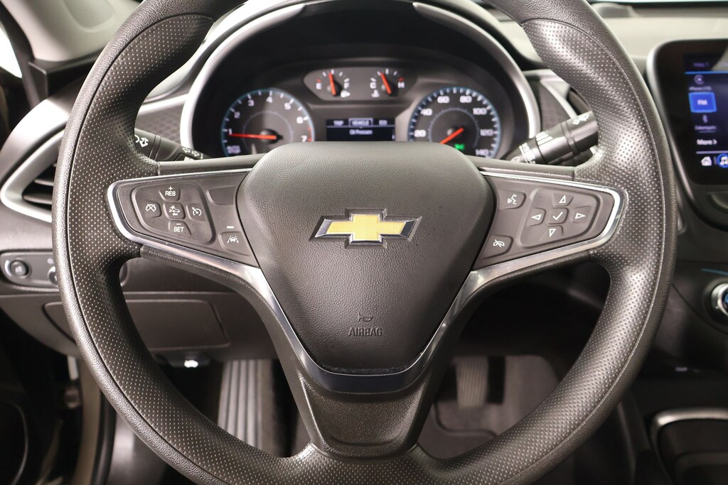 Used 2025 Chevrolet Malibu 1LT Sedan