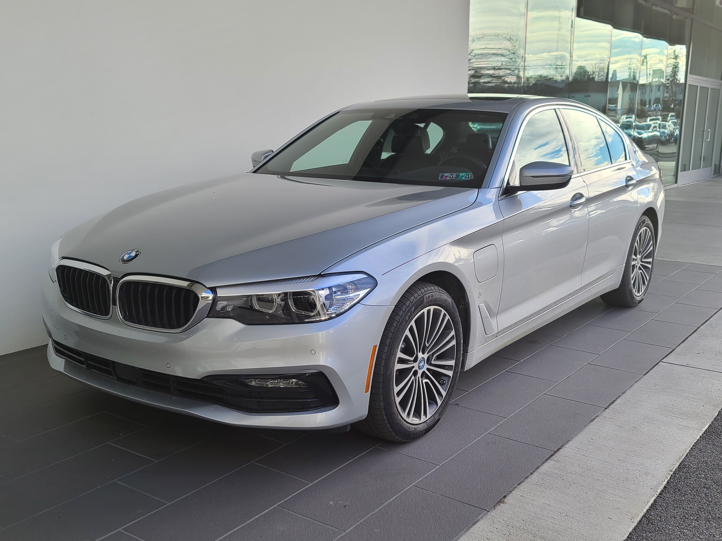 2018 Bmw 530e xDrive photo 2
