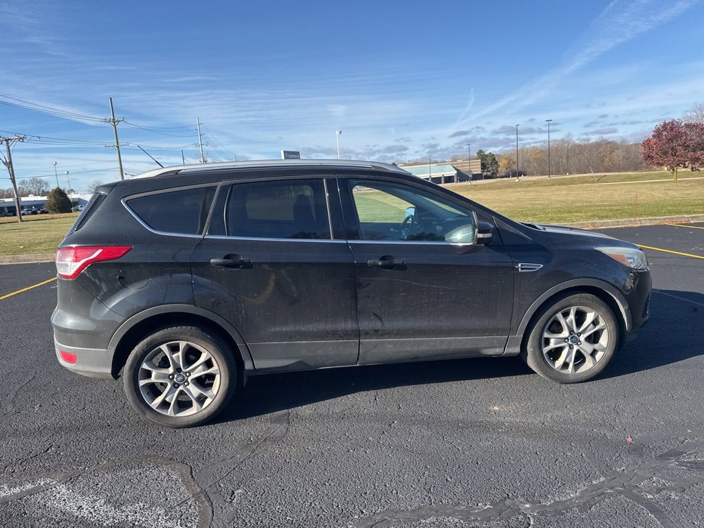 2015 Ford Escape Titanium photo 2
