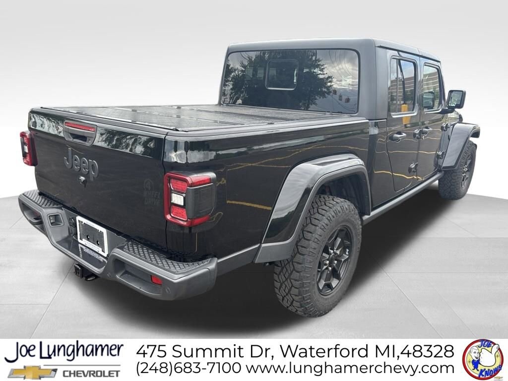 Used 2021 Jeep Gladiator Willys 4x4 Truck