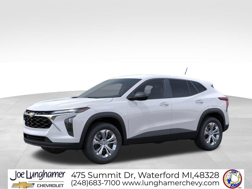 2026 Chevrolet Trax LS - Photo 2