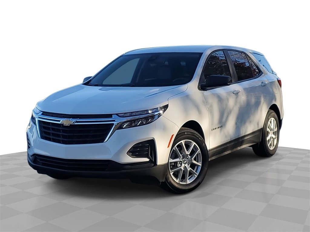 Used 2024 Chevrolet Equinox LS SUV