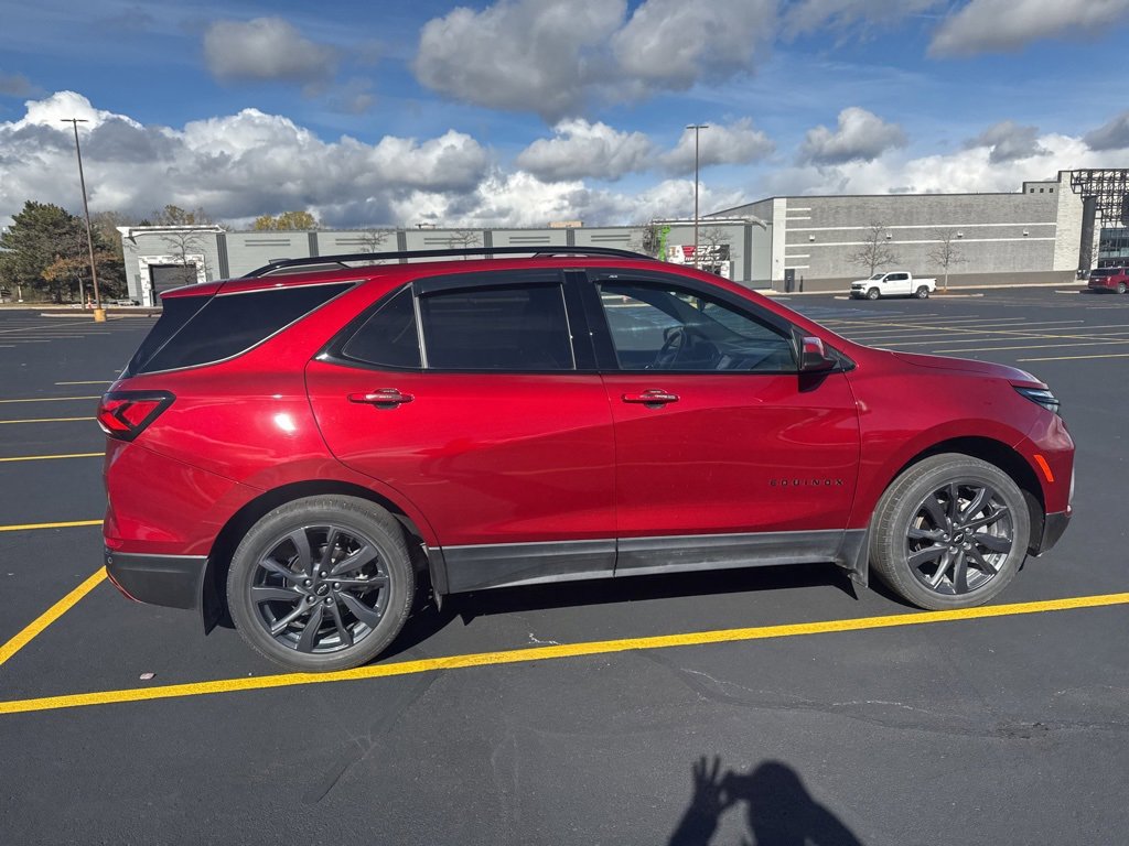 2024 Chevrolet Equinox RS photo 3