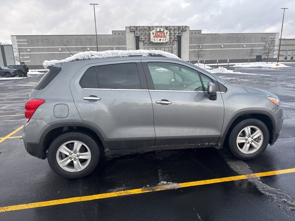 Used 2020 Chevrolet Trax LT SUV